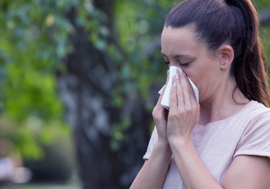 Elkerülhetőek a súlyos tünetek az allergiaszezonban